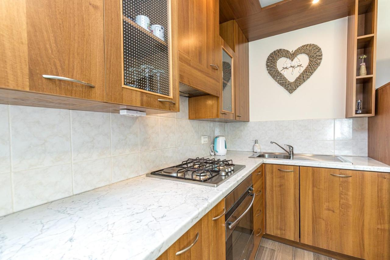 Apartment Flores Stari Pazin Eksteriør billede